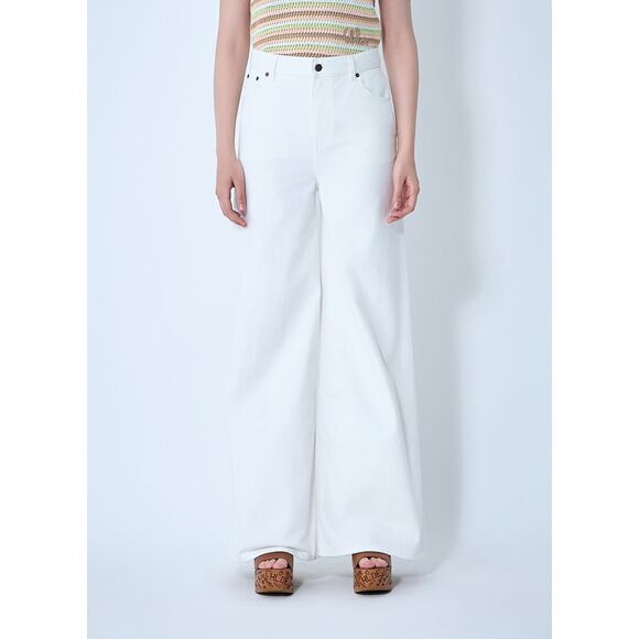 Chloé Women Five-Pocket Jeans